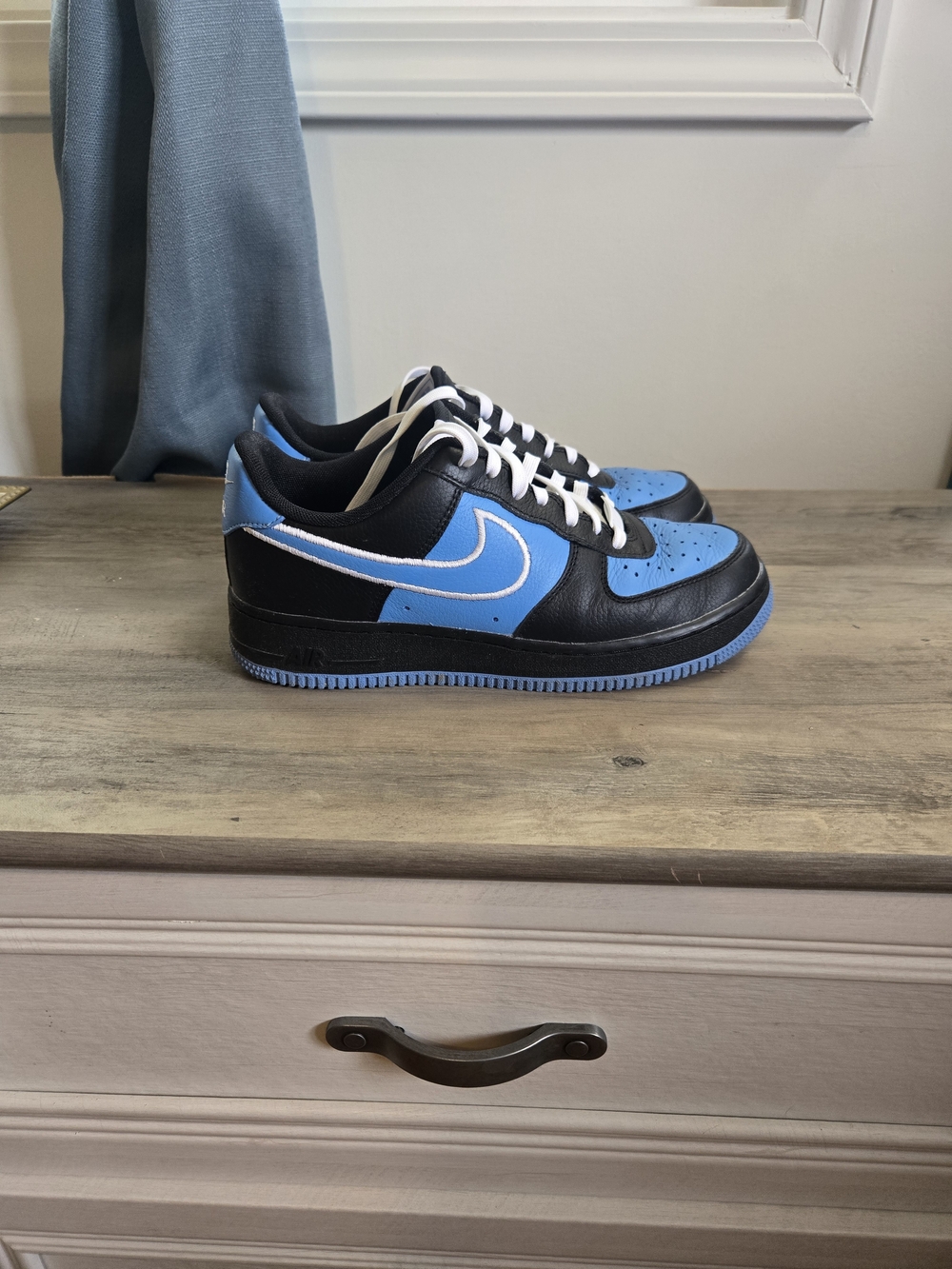 Nike Air Force 1 Low — Black & Blue Sneakers